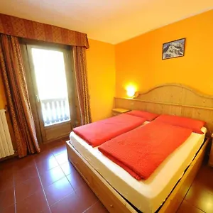 Casa Florin App Giumel Con Vista Sulle Montagne E Sulle Piste Da Sci Appartamento